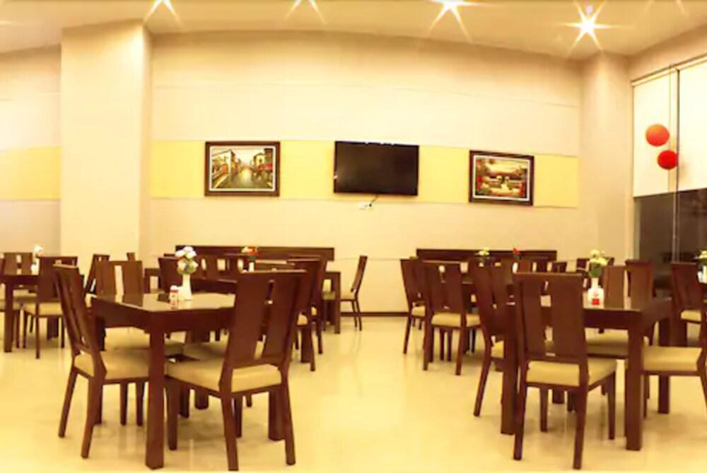 Lampion Hotel Solo 외부 사진