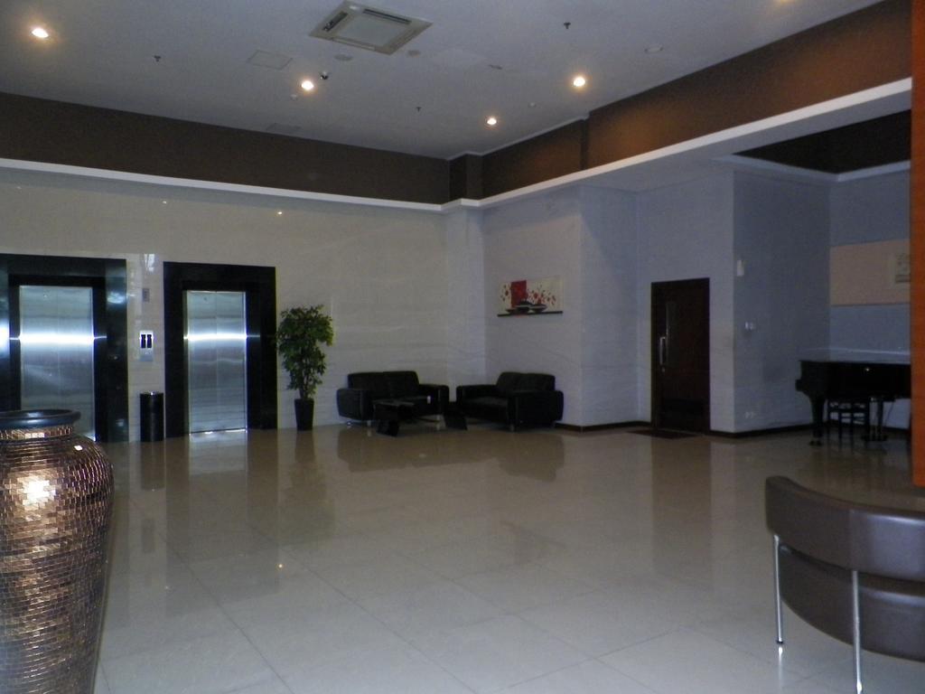 Lampion Hotel Solo 외부 사진